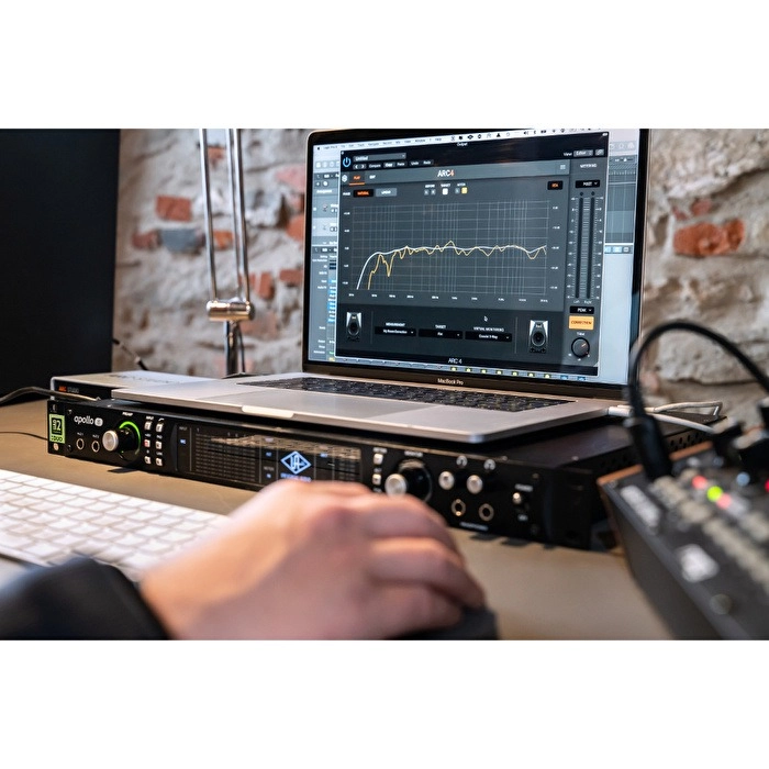 ik-multimedia-arc-studio-kalibrasyon-kiti-asimetrik-e-ticaret-gorsel1